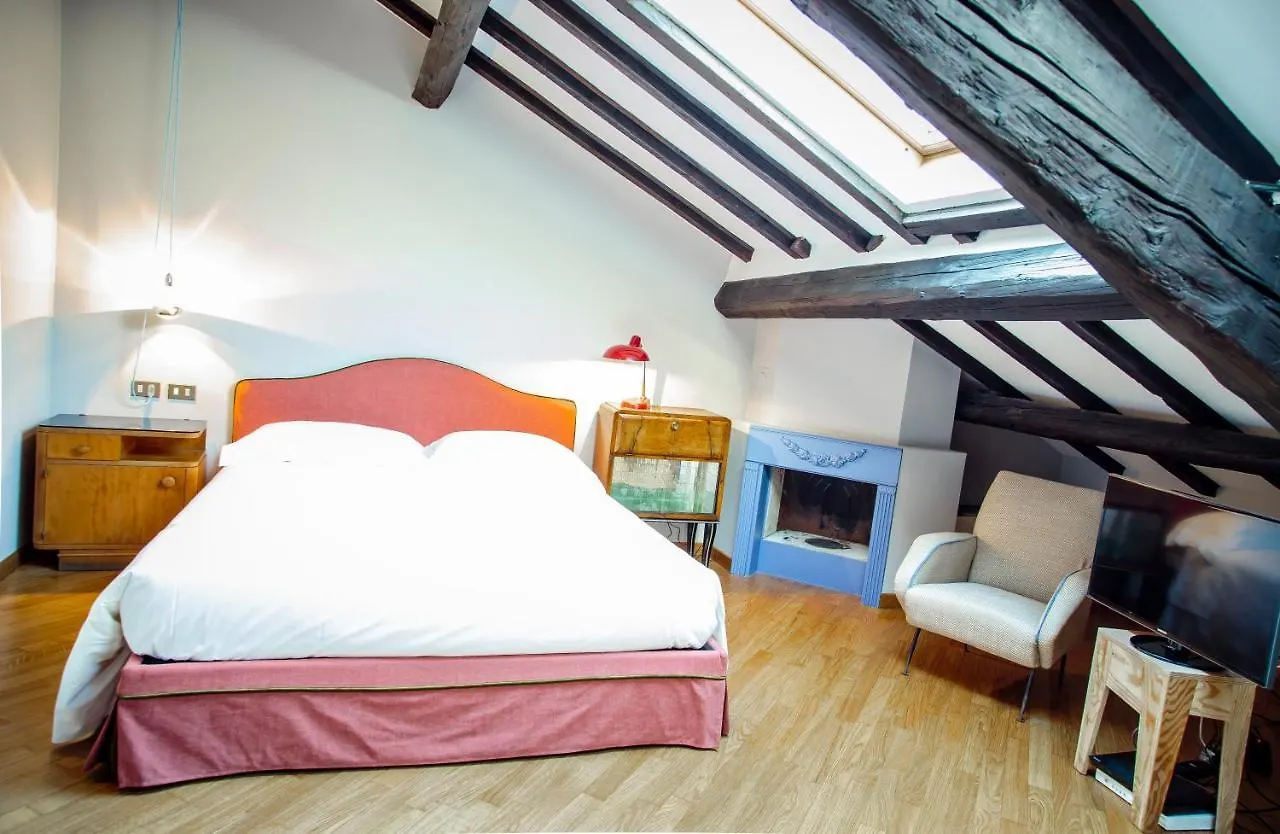 San Fermo Apartment 밀라노